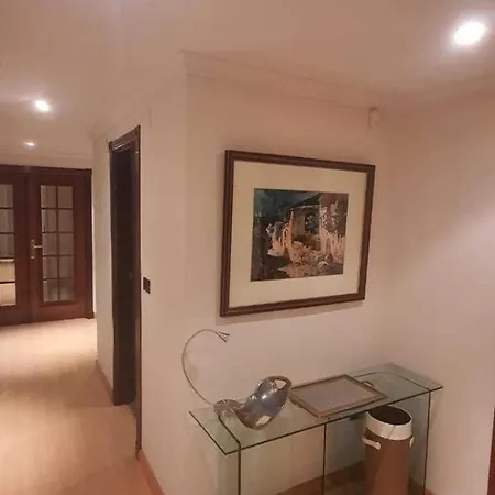 Lyrioshomes Reyes Catolicos Apartment *