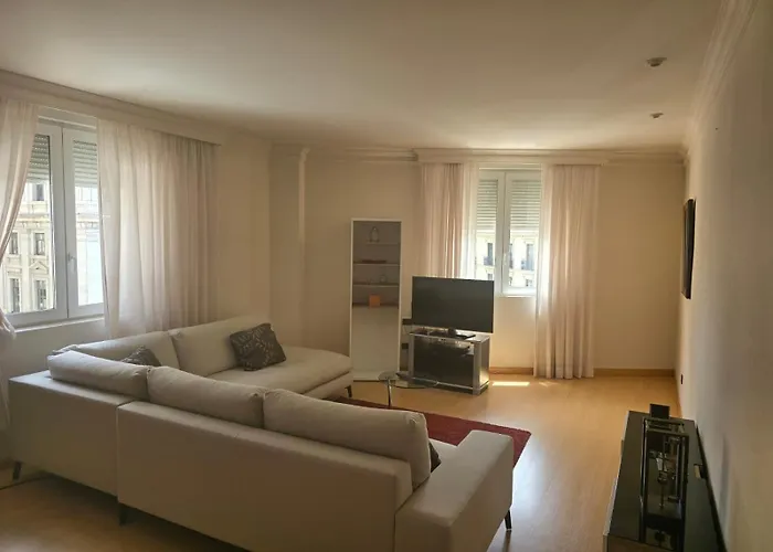 Apartamento Lyrioshomes Reyes Catolicos