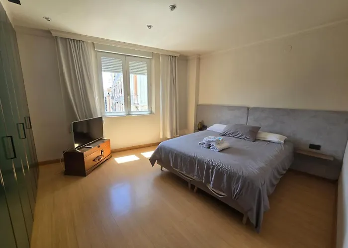 Apartamento Lyrioshomes Reyes Catolicos Granada